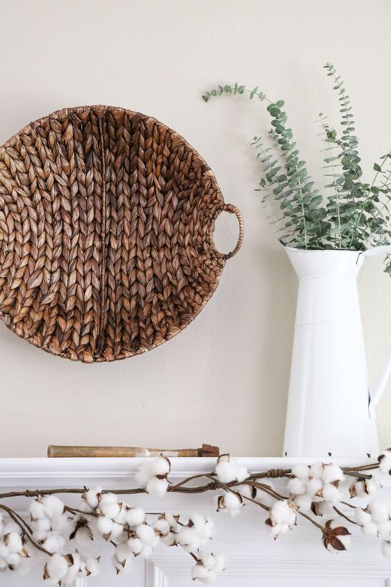 styling your mantle in the minimalist style