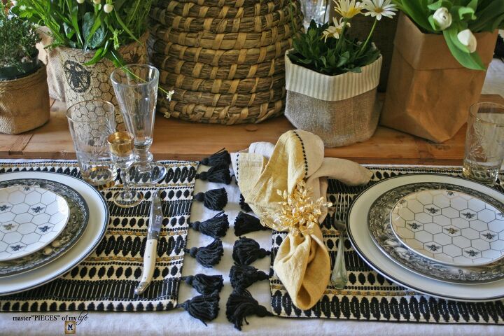 bee theme tablescape