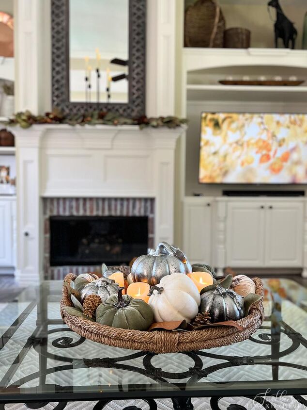 style a stunning fall coffee table centerpiece in five minutes, fall coffee table centerpiece