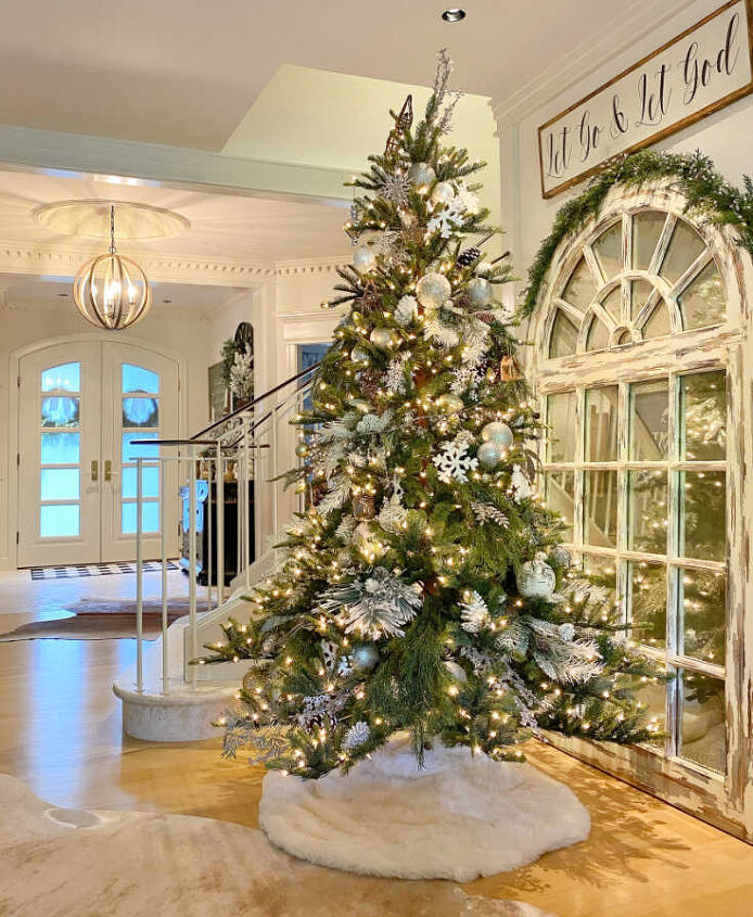 6 easy ways to achieve an irresistibly festive white christmas tree, winter white tree is perfect for after Christmas through the winter months