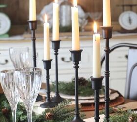 how to set a beautiful natural christmas table, simple and natural farmhouse Christmas table decor