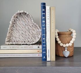 Bring coastal farmhouse charm to your living room with these inspiring decor ideas