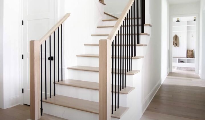how to make your home look expensive, Updating a staircase