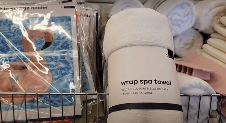 Miniature spa towel