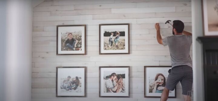 modern farmhouse fall decor, Putting up family picture frames