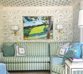 grandmillennial, Patterned wallpaper and furniture