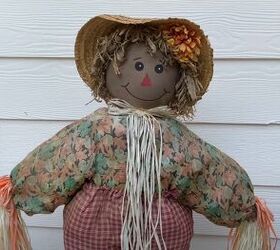 DIY scarecrow