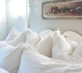 french country bedroom, Fluffy pillows on the bed