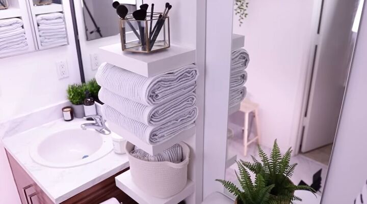 DIY renter-friendly bathroom makeover