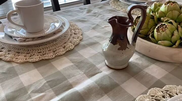 farmhouse tablescape, Leaf vase from Alewine Pottery