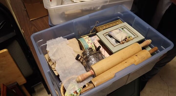 Beautiful view of Packing Small Space Essentials List