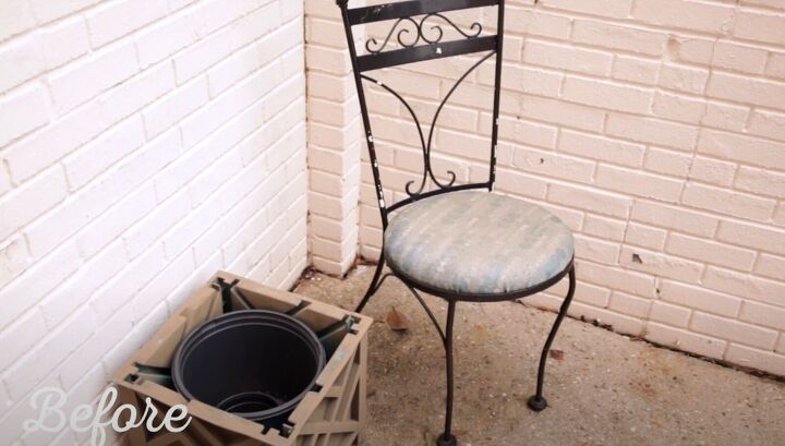 outdoor courtyard, Old courtyard furniture