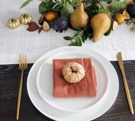 Gold flatware on a Thanksgiving tablescape