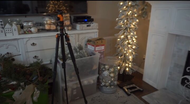 Organizing Christmas decorations