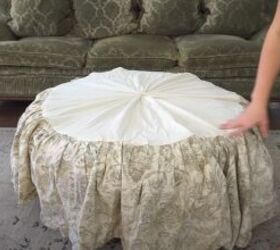 Adding a green toile to the ottoman