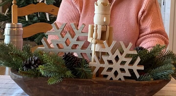 Christmas dough bowl idea with wooden ornaments