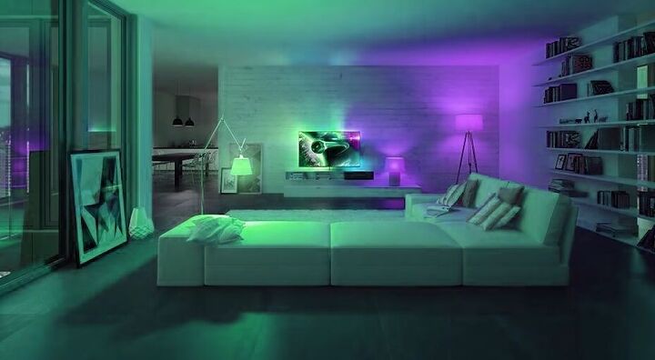 Smart lighting for a room