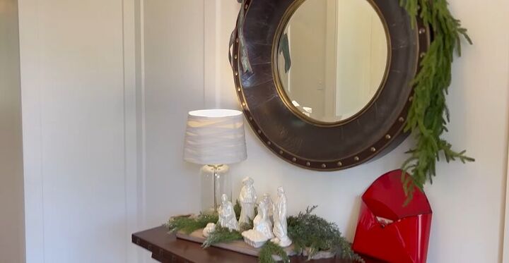 christmas home tour, Christmas decorated entryway