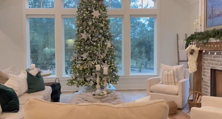 christmas home tour, Living room decorated for Christmas
