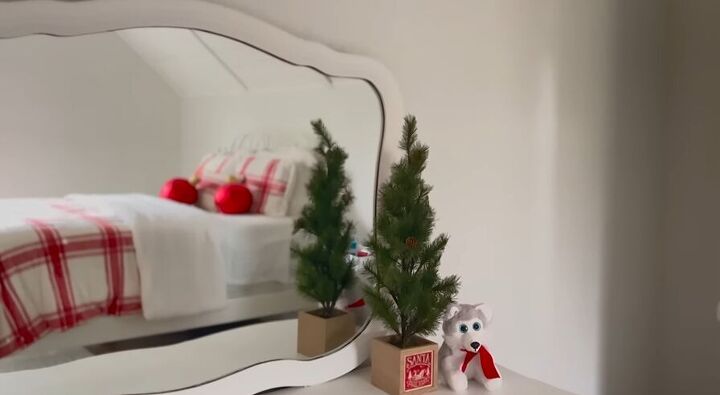 christmas home tour, Mini Christmas tree and stuffed animal