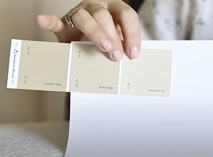 benjamin moore paint colors, Holding colors against white paper