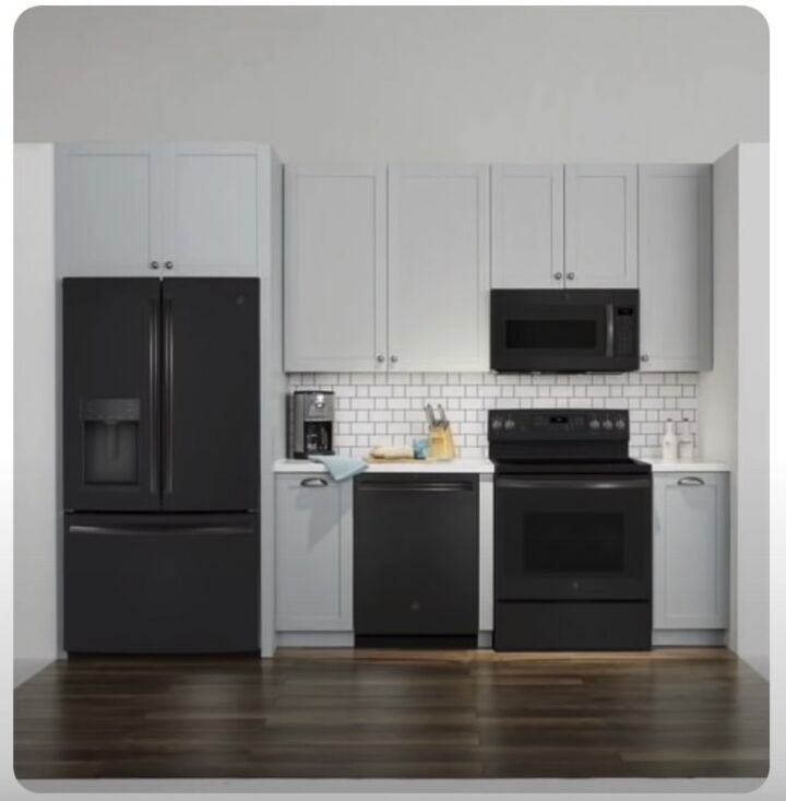american interior design, Large refrigerator in a kitchen