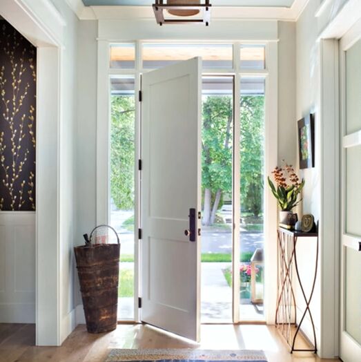 How to decorate an entryway