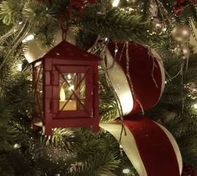 Layered lighting on a Christmas tree