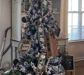 Farmhouse Christmas tree