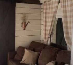 farmhouse shed, Cozy seating area