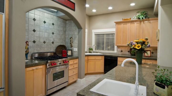 kitchen design mistakes, Mismatched appliances