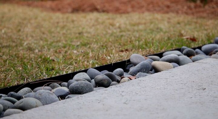 patio makeover, Metal edging with rocks