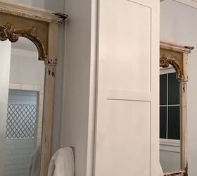 Distressed mirrors on the vanity