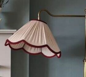 interior design trends 2024, Lampshade with scalloped edges