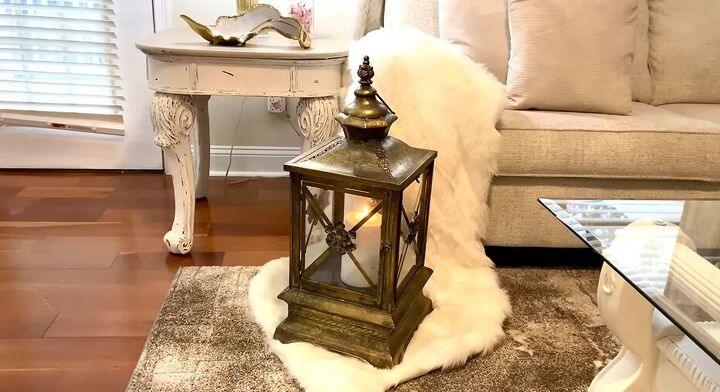 winter decor after christmas, Throw with a lantern on top