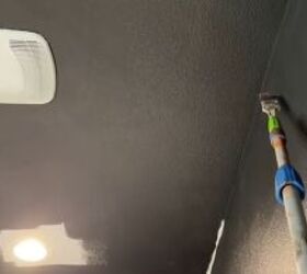 small bathroom makeover, Painting the ceiling