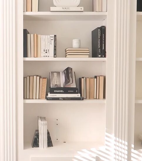how to style bookshelves, Height and symmetry in bookshelf styling