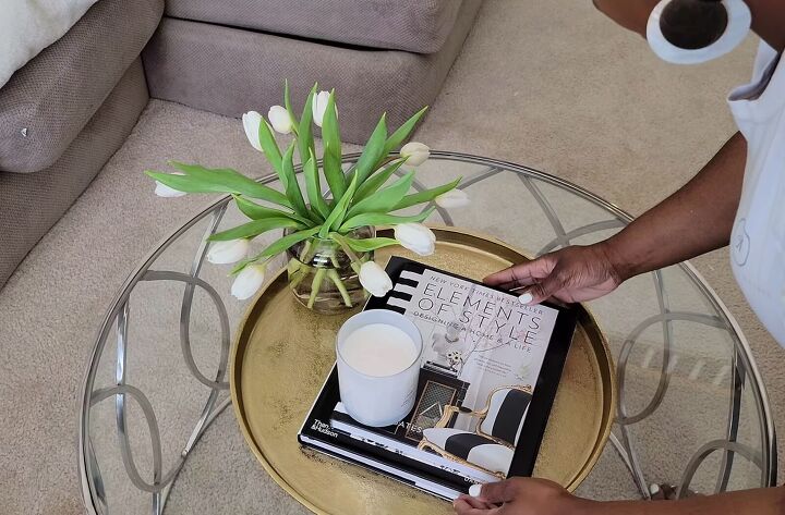 how to refresh your living room, Styling the coffee table