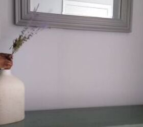 spring entryway decor, Arranging lavender in a vase