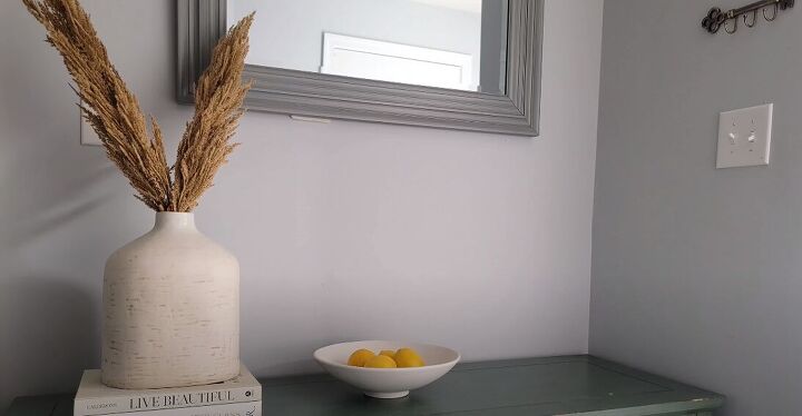 spring entryway decor, Vase with pampas grass