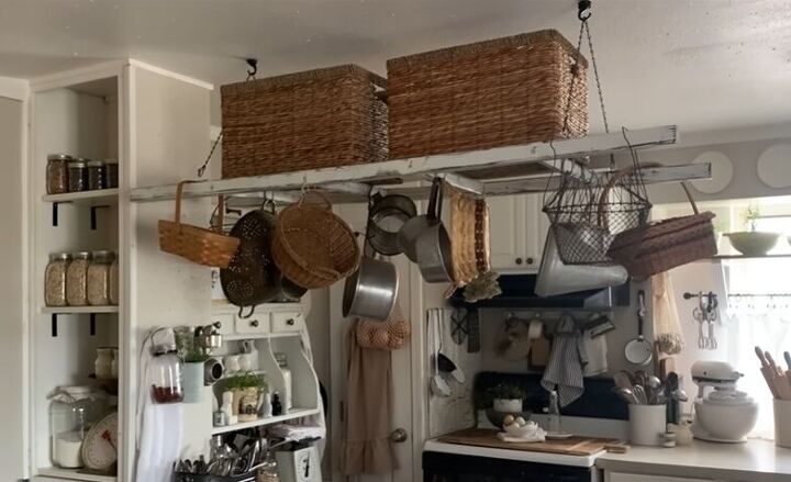 Hanging ladder with baskets