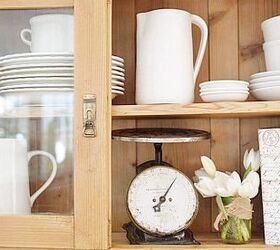 The underrated thrift store item that’s full of vintage charm (use it here)