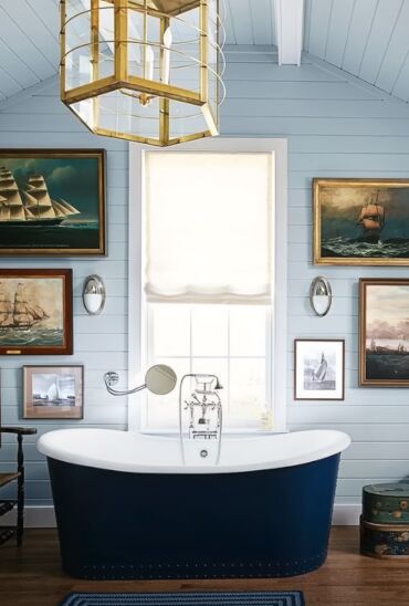 paint color selection, Blue in a bathroom