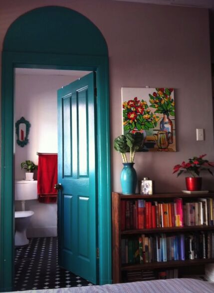 how to make your home unique, Colorful door