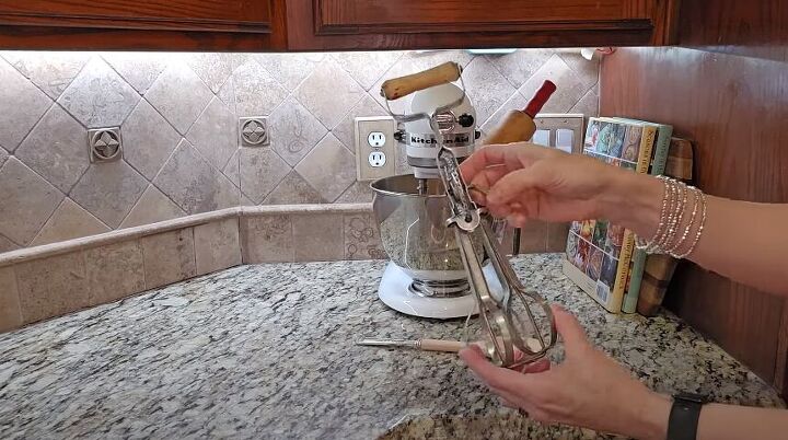 How to Put Together 5 Different Easter & Spring Kitchen Vignettes ...