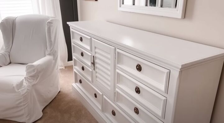 White dresser and chair