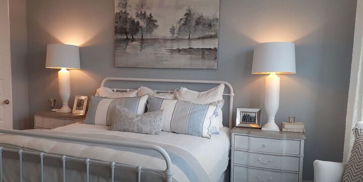 Overall paint color in a bedroom
