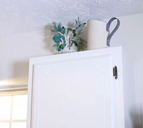 decorating above kitchen cabinets