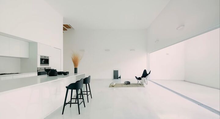 9 Common Things That Make Your Home Feel Uninviting | Redesign