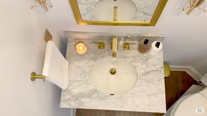 How to Turn a 90s Small Bathroom Into a Chic Powder Room | Redesign